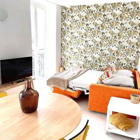 Apartment Studio Face Au Jardin Bioves Fetes Des Citrons 3min De La Mer Menton